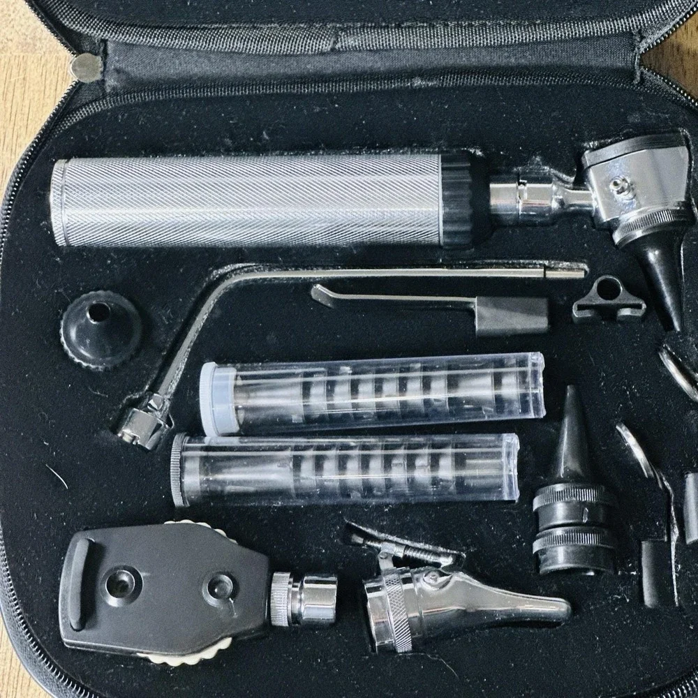 ADC ProScope Diagnostic Set Otoscope Ophthalmoscope for Educational Use Preowned